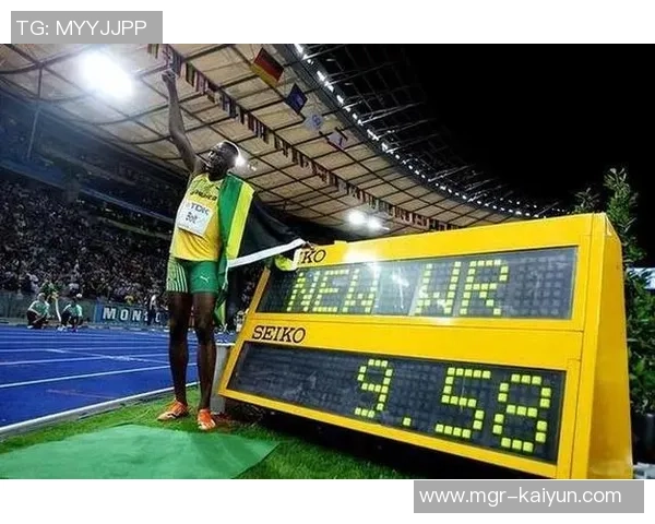 足球运动员的耐力与速度之争谁才是最能跑的王者